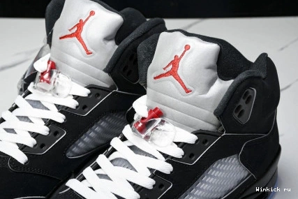 Jordan Reimagined” Metallic Air 5 “Black 0817
